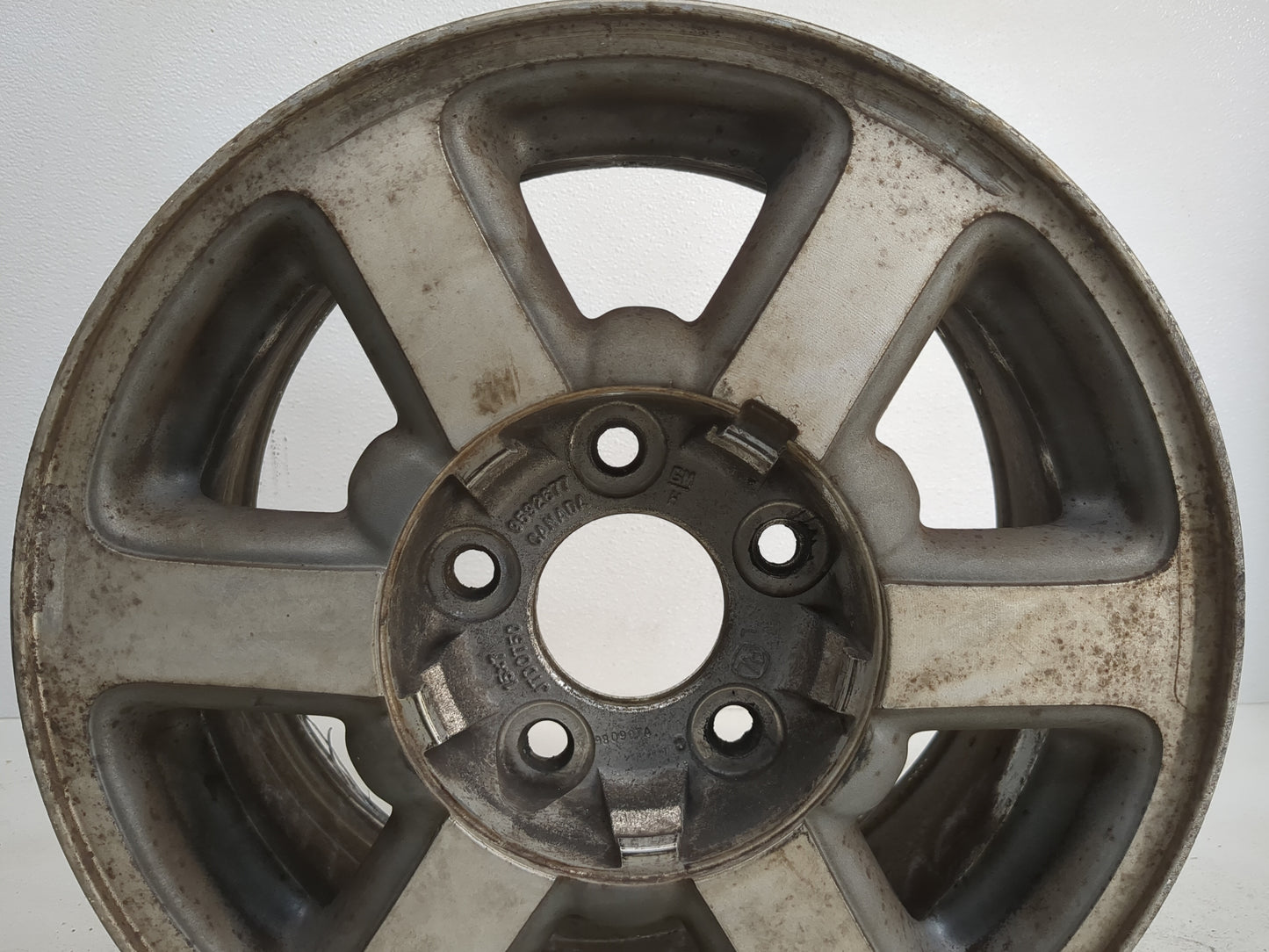 1998-2001 Oldsmobile Bravada Oem Wheel Rim 1220908 - Oemusedautoparts1.com