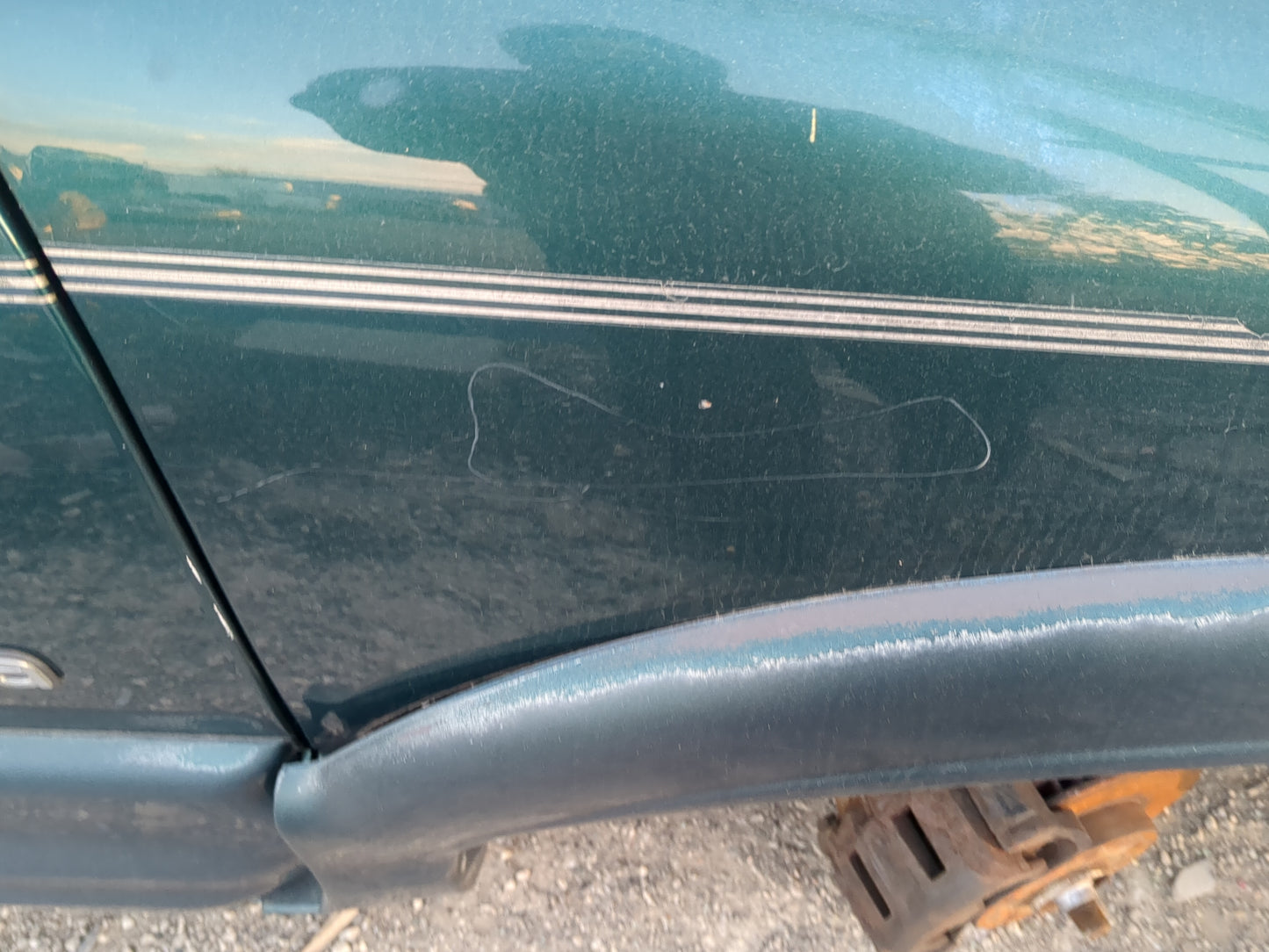 1996-2001 Oldsmobile Bravada Passenger Fender 1221196 - Oemusedautoparts1.com