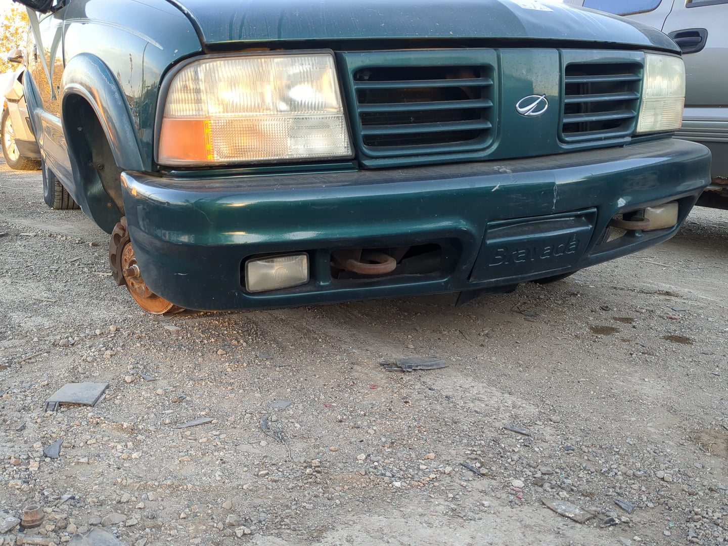 1998-2001 Oldsmobile Bravada Front Bumper - Oem - Oemusedautoparts1.com