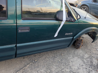 compare product 1998-2001 Oldsmobile Bravada Passenger Front Door Oem 1221200