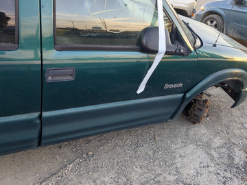 1998-2001 Oldsmobile Bravada Passenger Front Door Oem 1221200 - Oemusedautoparts1.com