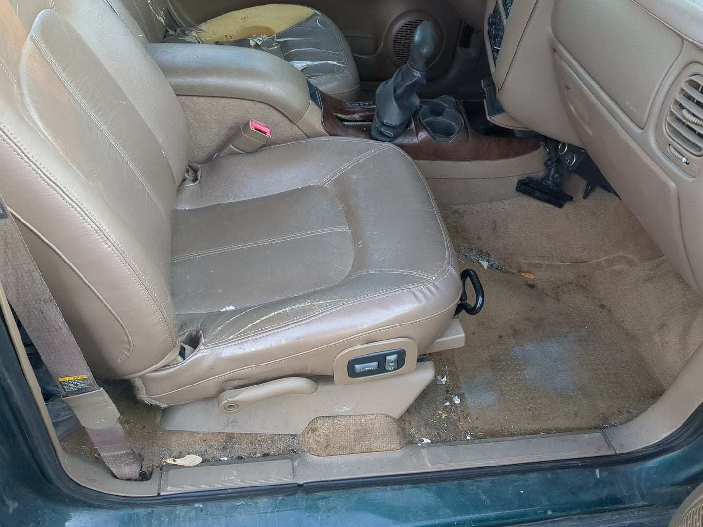 1998 Oldsmobile Bravada Passenger Front Seat Oem - Oemusedautoparts1.com