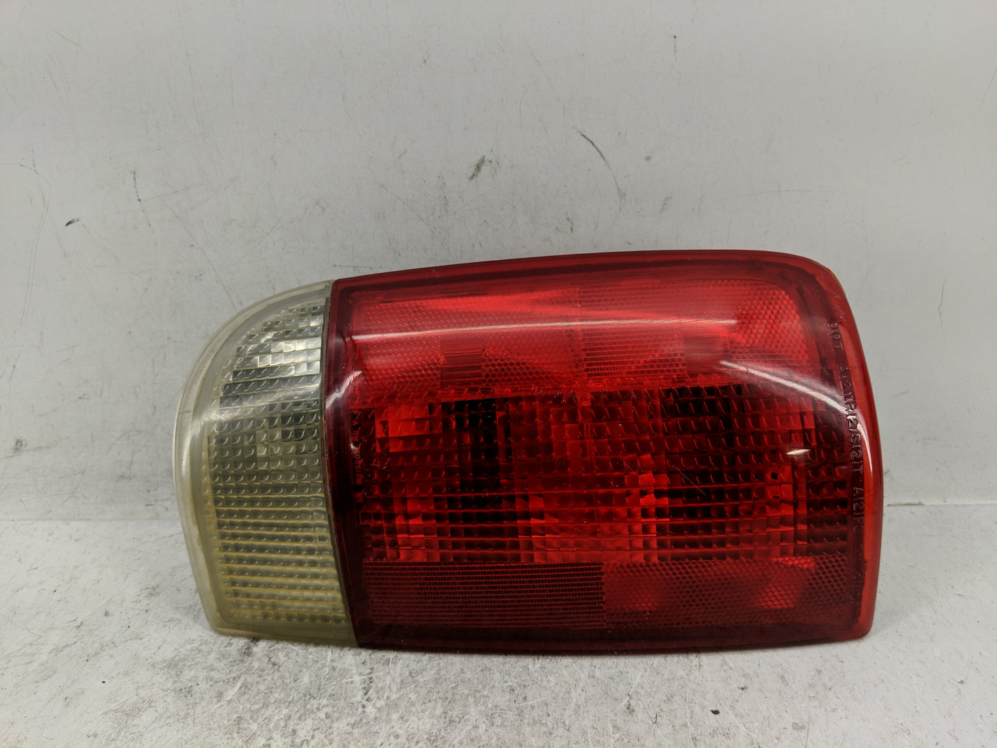 1996-2001 Oldsmobile Bravada Tail Light Assembly Driver Left OEM Fits Fits 1995 1996 1997 1998 1999 2000 2001 2002 2003 2004