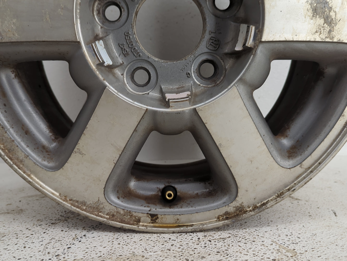 1998-2001 Oldsmobile Bravada Oem Wheel Rim 805251 - Oemusedautoparts1.com