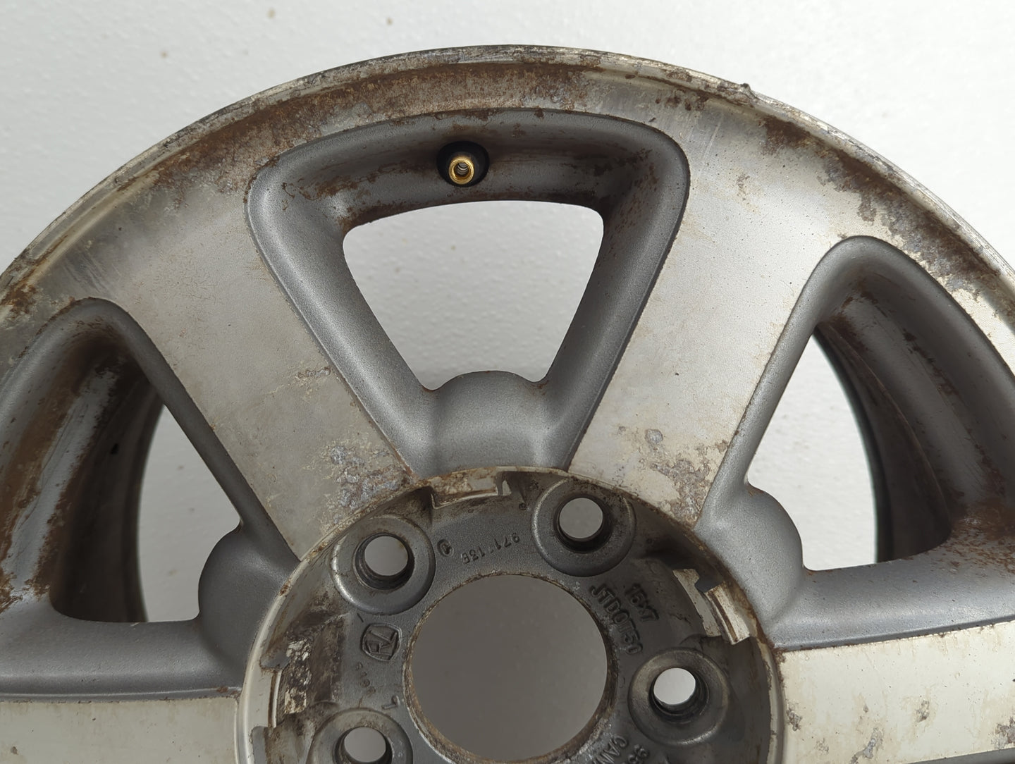 1998-2001 Oldsmobile Bravada Oem Wheel Rim 805254 - Oemusedautoparts1.com
