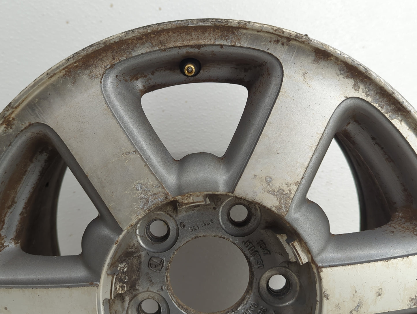 1998-2001 Oldsmobile Bravada Oem Wheel Rim 805254 - Oemusedautoparts1.com