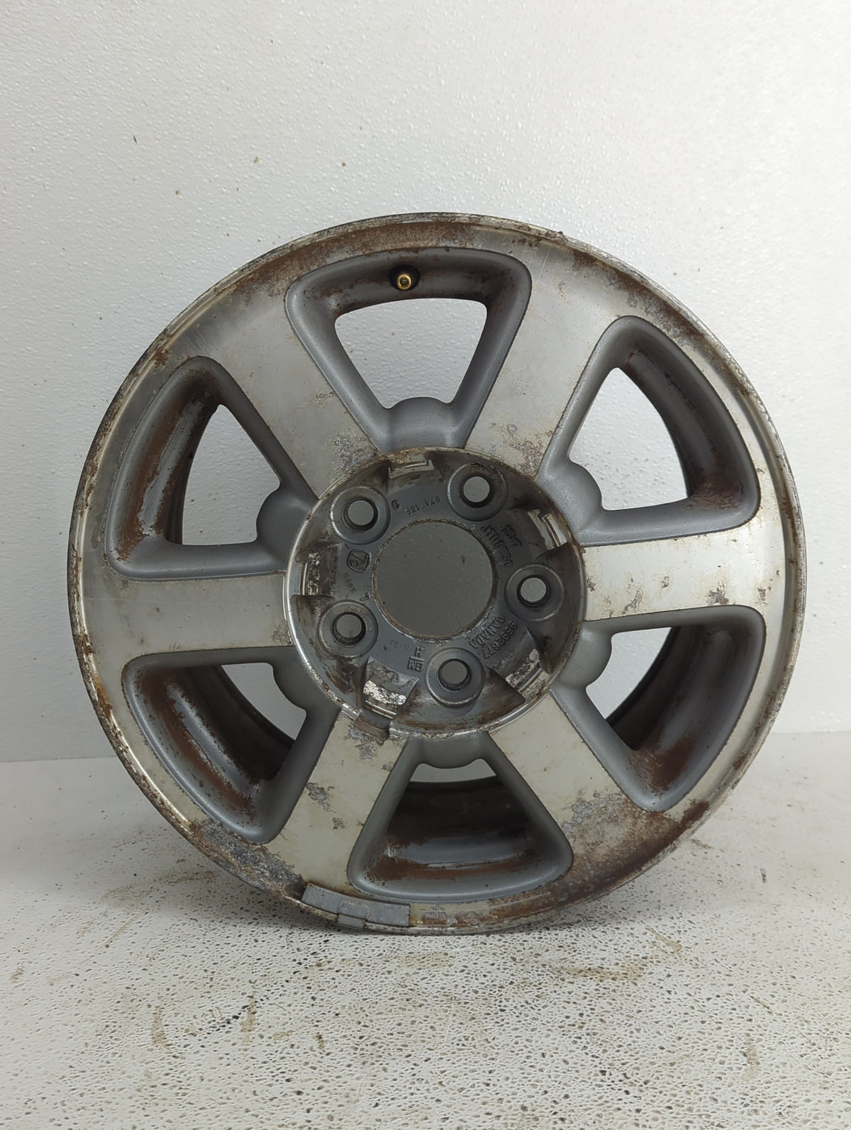 1998-2001 Oldsmobile Bravada Oem Wheel Rim 805254 - Oemusedautoparts1.com