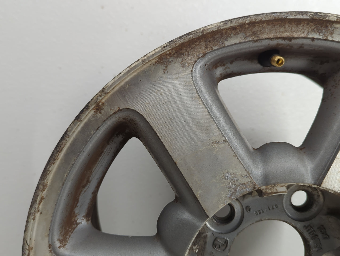 1998-2001 Oldsmobile Bravada Oem Wheel Rim 805254 - Oemusedautoparts1.com