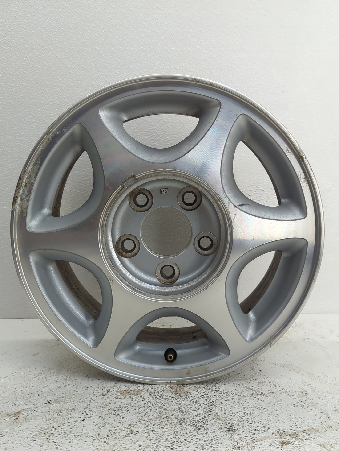1997-1999 Oldsmobile Cutlass Oem Wheel Rim 922118 - Oemusedautoparts1.com