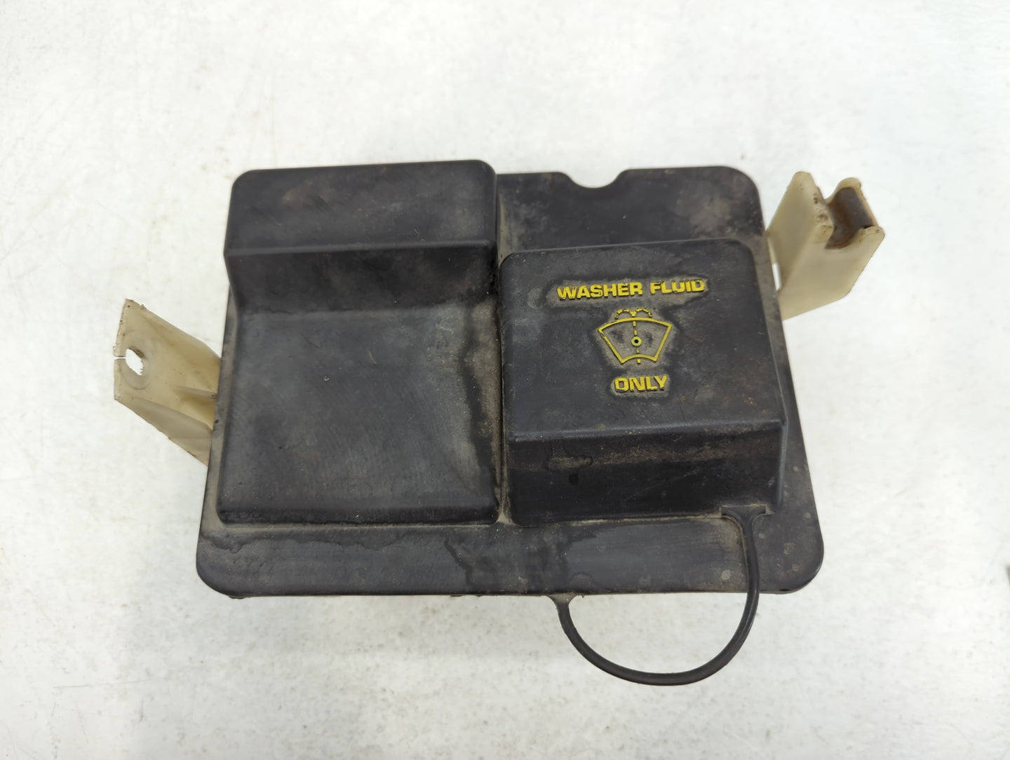 1998 Plymouth Concord Windshield Washer Fluid Reservoir Bottle Oem - Oemusedautoparts1.com