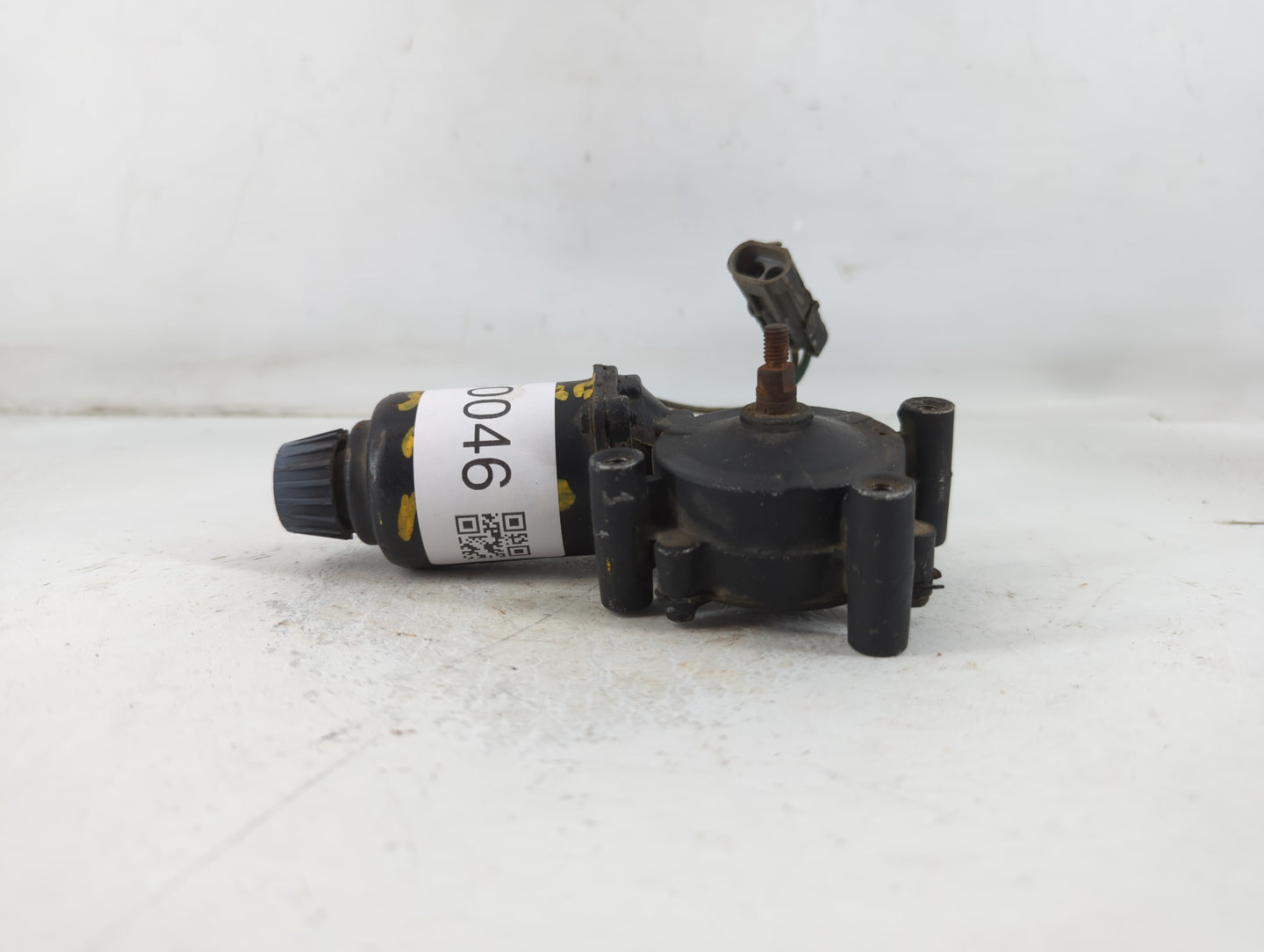 1998 Plymouth Sundance HEAD LIGHT MOTOR - Oemusedautoparts1.com
