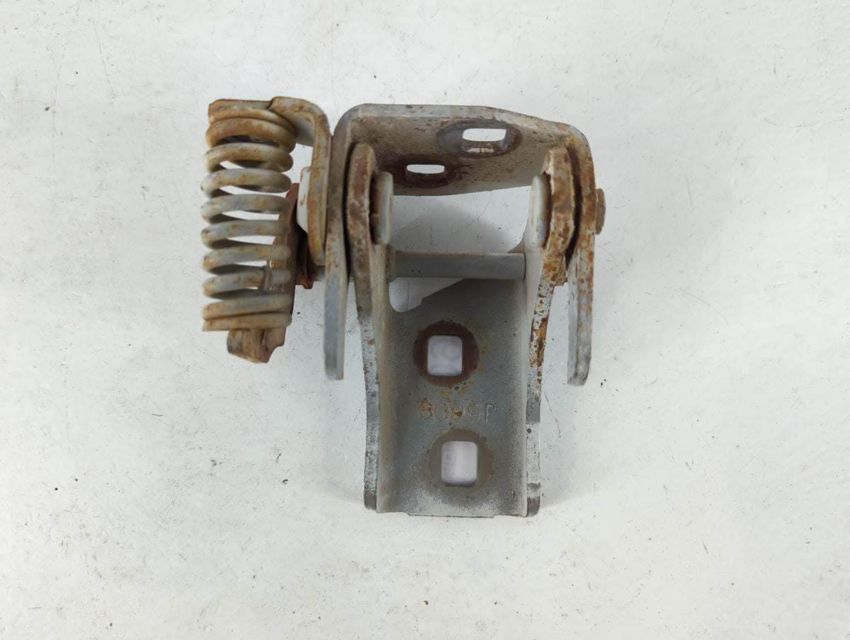 1998 Pontiac Firebird Driver Left Hood Hinge 686071 - Oemusedautoparts1.com