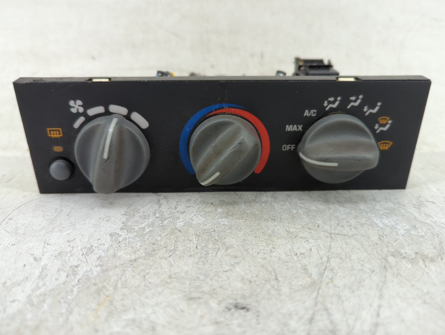 1996-1998 Pontiac Grand Am Climate Control Module Temperature AC/Heater Replacement Fits Fits 1996 1997 1998 OEM Used Auto P