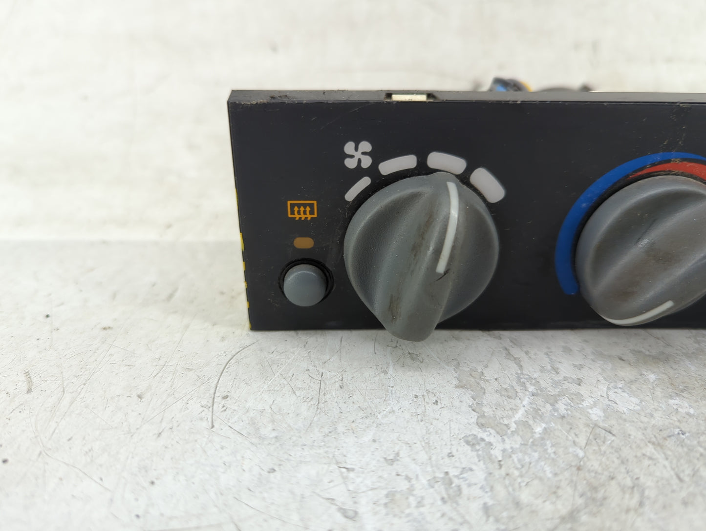 1996-1998 Pontiac Grand Am Climate Control Module Temperature AC/Heater Replacement Fits Fits 1996 1997 1998 OEM Used Auto P