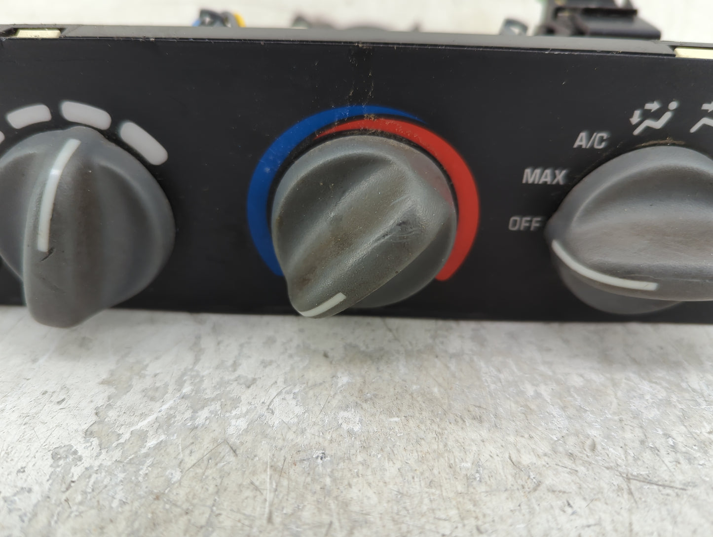 1996-1998 Pontiac Grand Am Climate Control Module Temperature AC/Heater Replacement Fits Fits 1996 1997 1998 OEM Used Auto P