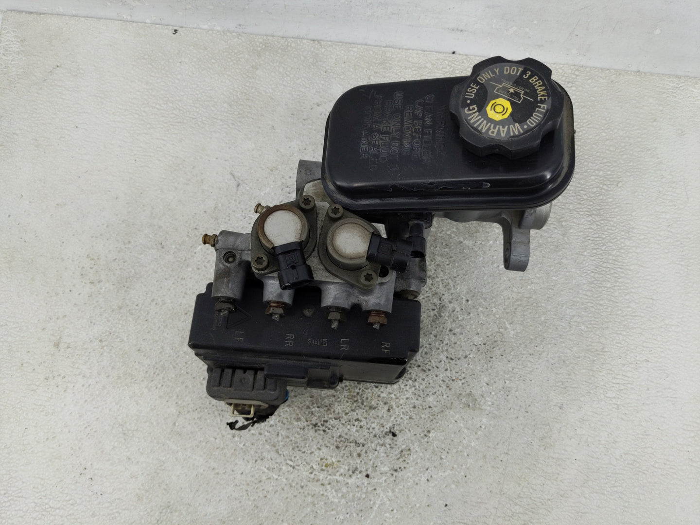 1996-1998 Pontiac Grand Am ABS Pump Control Module Replacement Fits Fits 1996 1997 1998 OEM Used Auto Parts - Oemusedautopar