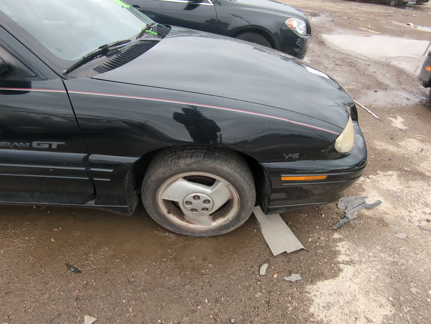 1996-1998 Pontiac Grand Am Passenger Fender - Oemusedautoparts1.com