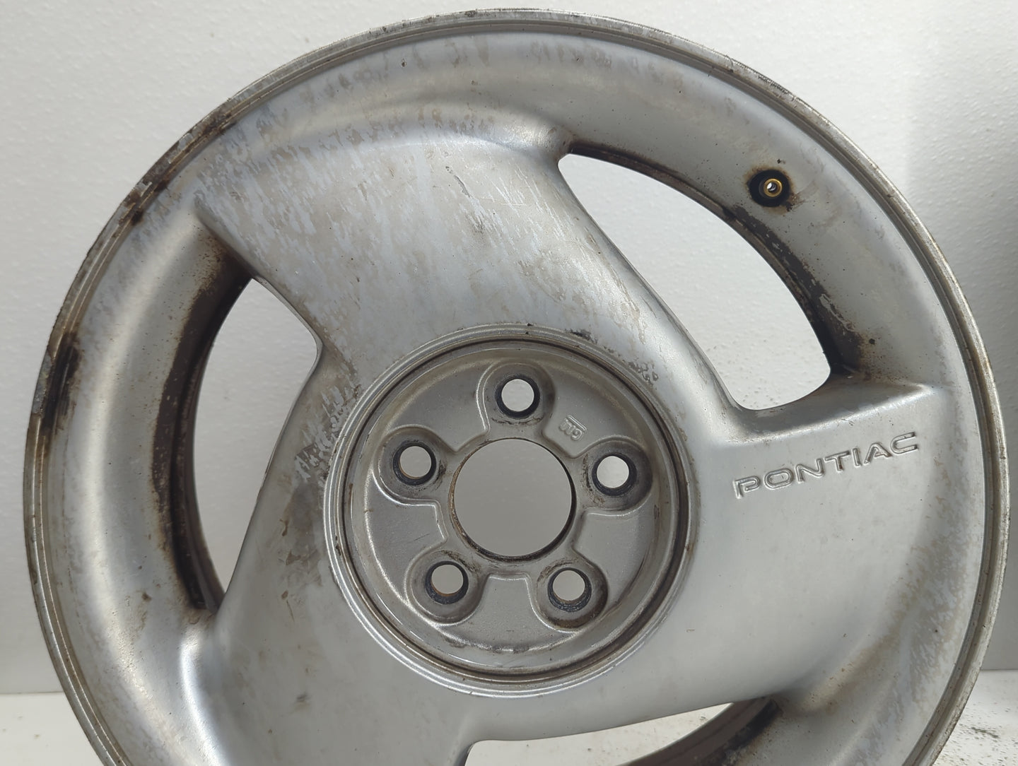 1996-1998 Pontiac Grand Am Oem Wheel Rim - Oemusedautoparts1.com