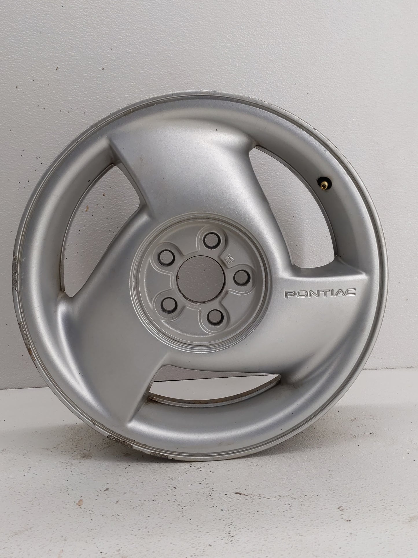 1996-1998 Pontiac Grand Am Wheel Rim Oem - Oemusedautoparts1.com