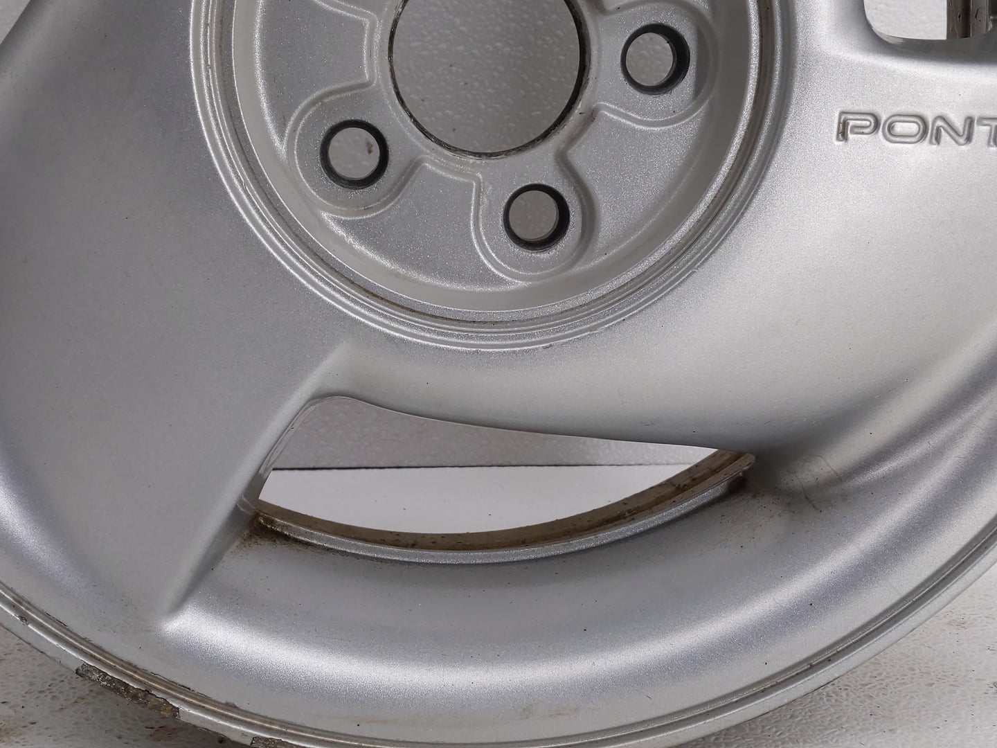 1996-1998 Pontiac Grand Am Wheel Rim Oem - Oemusedautoparts1.com