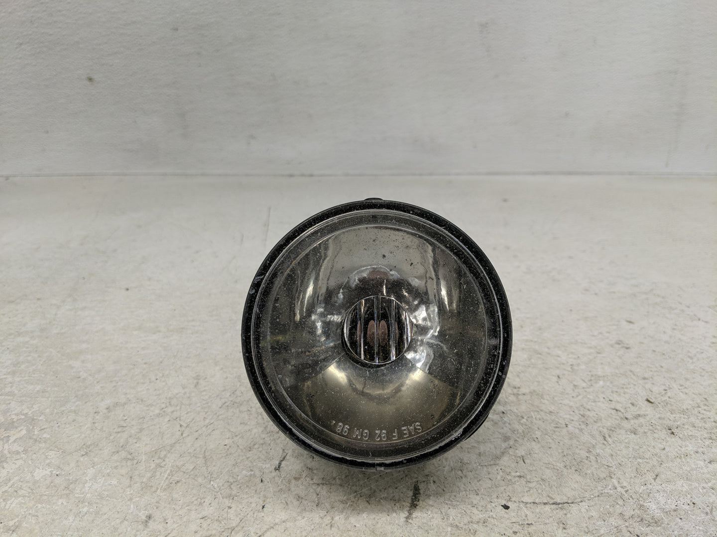 1994-2003 Pontiac Grand Prix Driver Left Oem Fog Light Lamp - Oemusedautoparts1.com