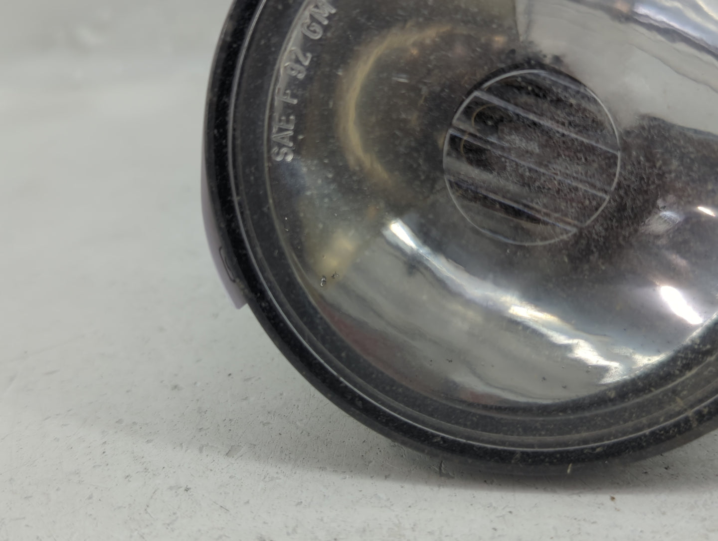 1994-2003 Pontiac Grand Prix Passenger Right Oem Fog Light Lamp - Oemusedautoparts1.com