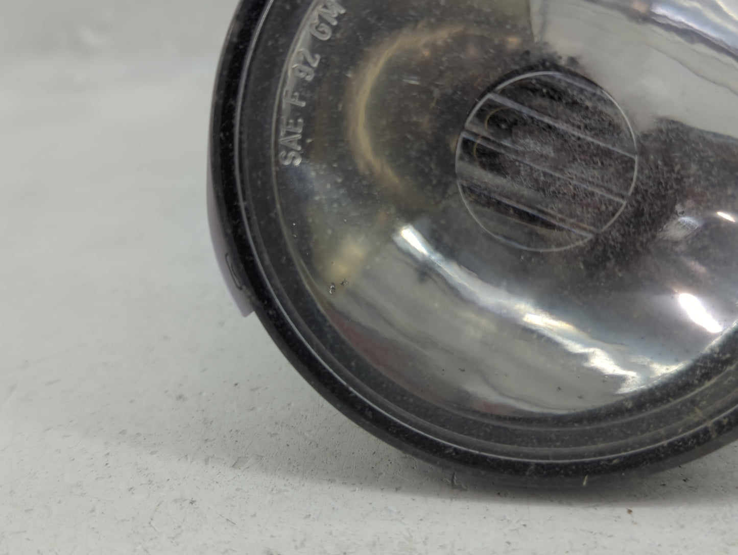 1994-2003 Pontiac Grand Prix Passenger Right Oem Fog Light Lamp - Oemusedautoparts1.com