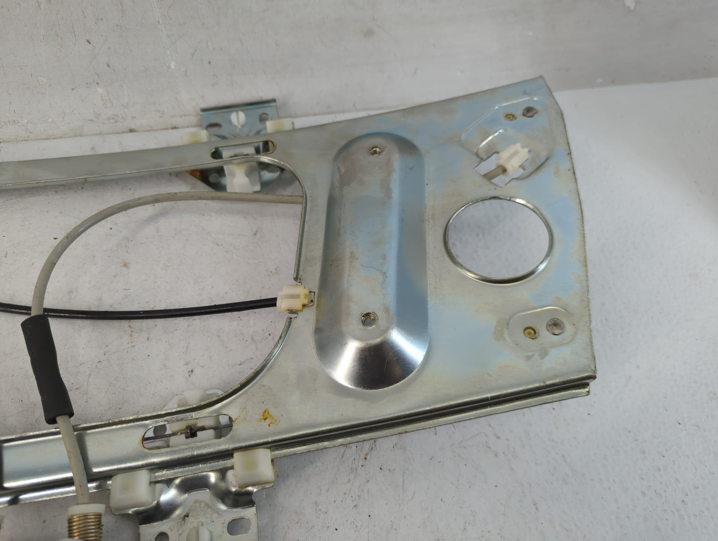 1997-2002 Pontiac Grand Prix Driver Left Front Window Regulator - Oemusedautoparts1.com