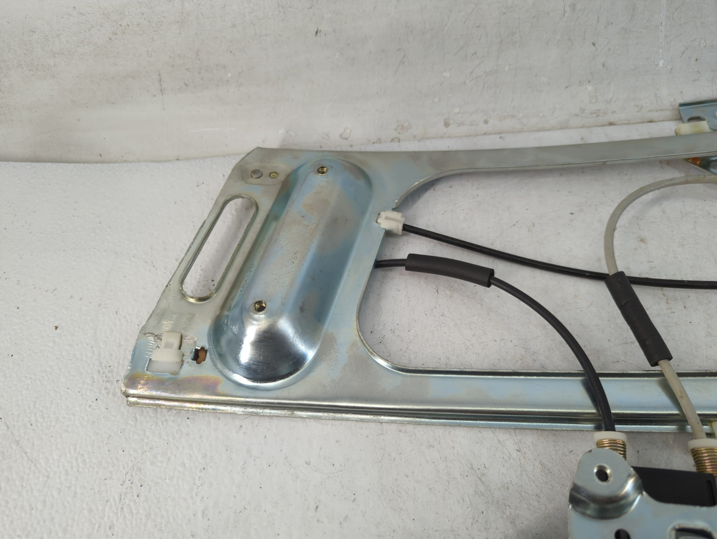 1997-2002 Pontiac Grand Prix Driver Left Front Window Regulator - Oemusedautoparts1.com