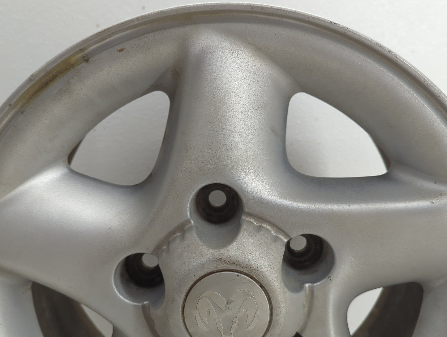 Ram 1500 Oem Wheel Rim Silver - Oemusedautoparts1.com