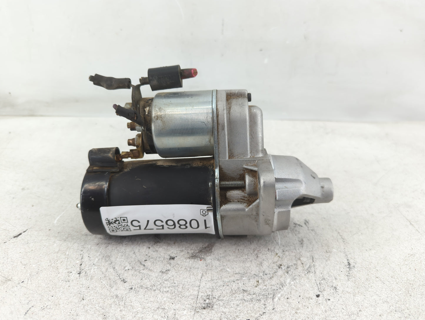 1998 Saturn Sl Car Starter Motor Solenoid OEM P/N:20200626 17667 Fits OEM Used Auto Parts - Oemusedautoparts1.com