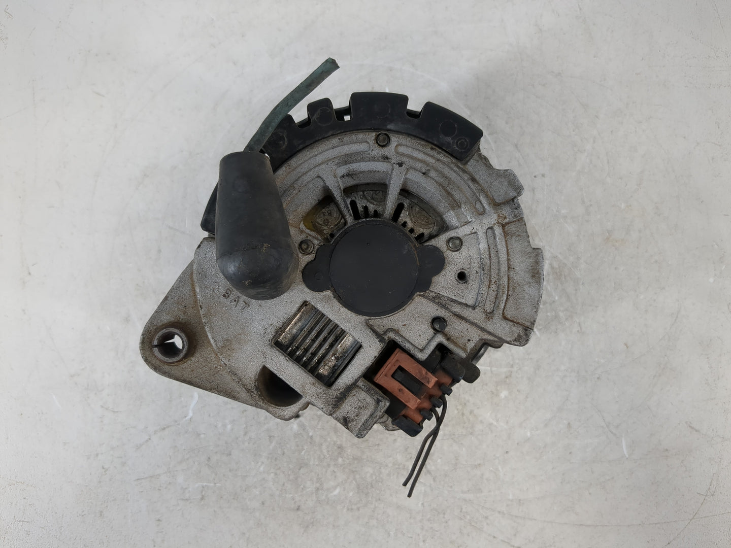1998 Saturn Sl Alternator Replacement Generator Charging Assembly Engine OEM Fits OEM Used Auto Parts - Oemusedautoparts1.co