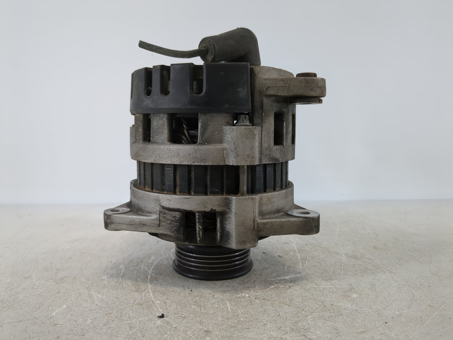 1998 Saturn Sl Alternator Replacement Generator Charging Assembly Engine OEM Fits OEM Used Auto Parts - Oemusedautoparts1.co