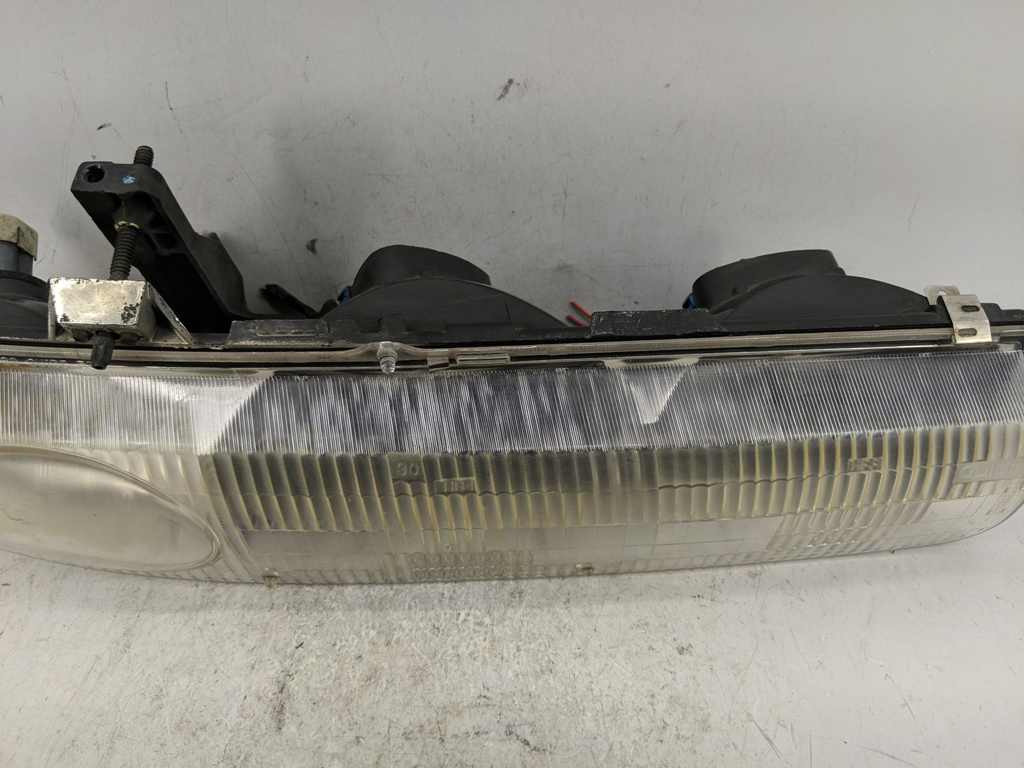 1996-1999 Saturn Sl Passenger Right Oem Head Light Headlight Lamp - Oemusedautoparts1.com