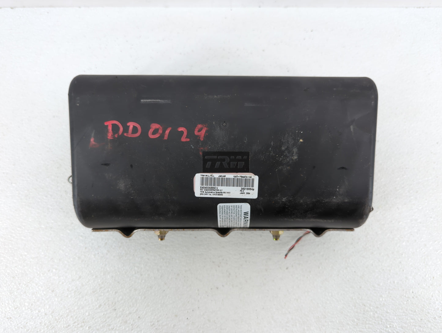 1998 Saturn Sl2 Air Bag Driver Left Knee OEM P/N:1X43-F644A74-AG Fits OEM Used Auto Parts - Oemusedautoparts1.com