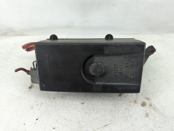 1998 Saturn Sw2 Fusebox Fuse Box Panel Relay Module Fits OEM Used Auto Parts - Oemusedautoparts1.com