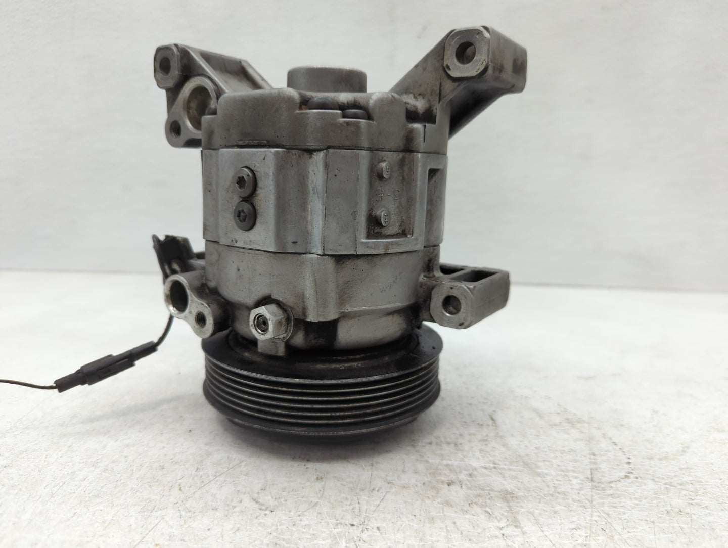 1995-1999 Subaru Legacy Air Conditioning A/c Ac Compressor Oem - Oemusedautoparts1.com