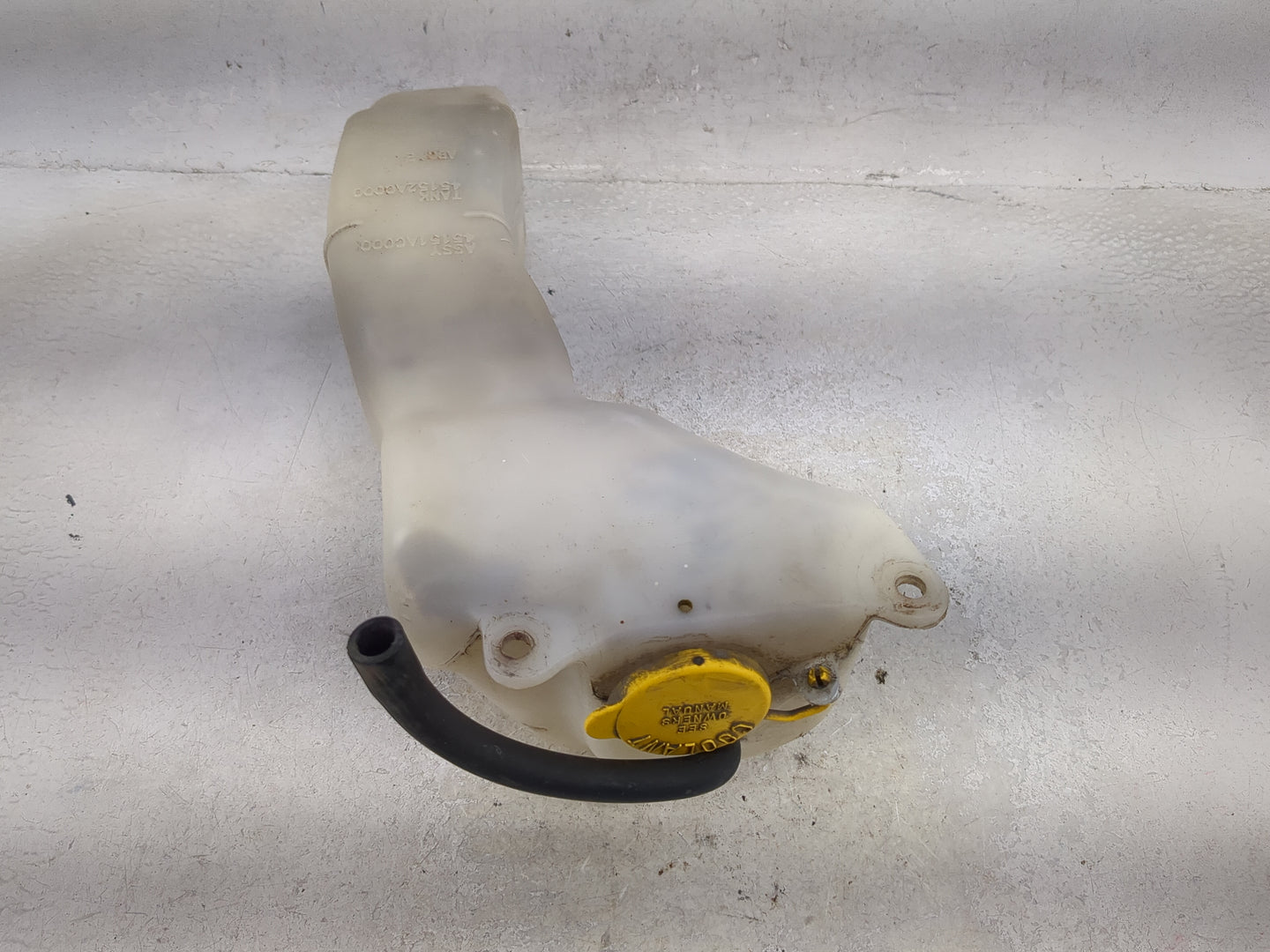 1995-1999 Subaru Legacy Radiator Coolant Overflow Expansion Tank Bottle - Oemusedautoparts1.com