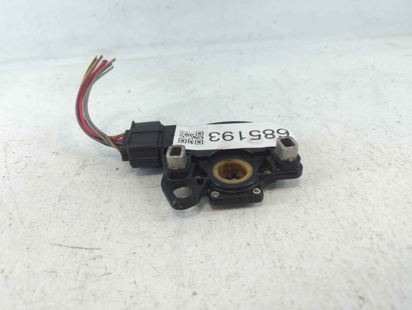 1997-1999 Subaru Legacy Ignition Coil Igniter Pack - Oemusedautoparts1.com