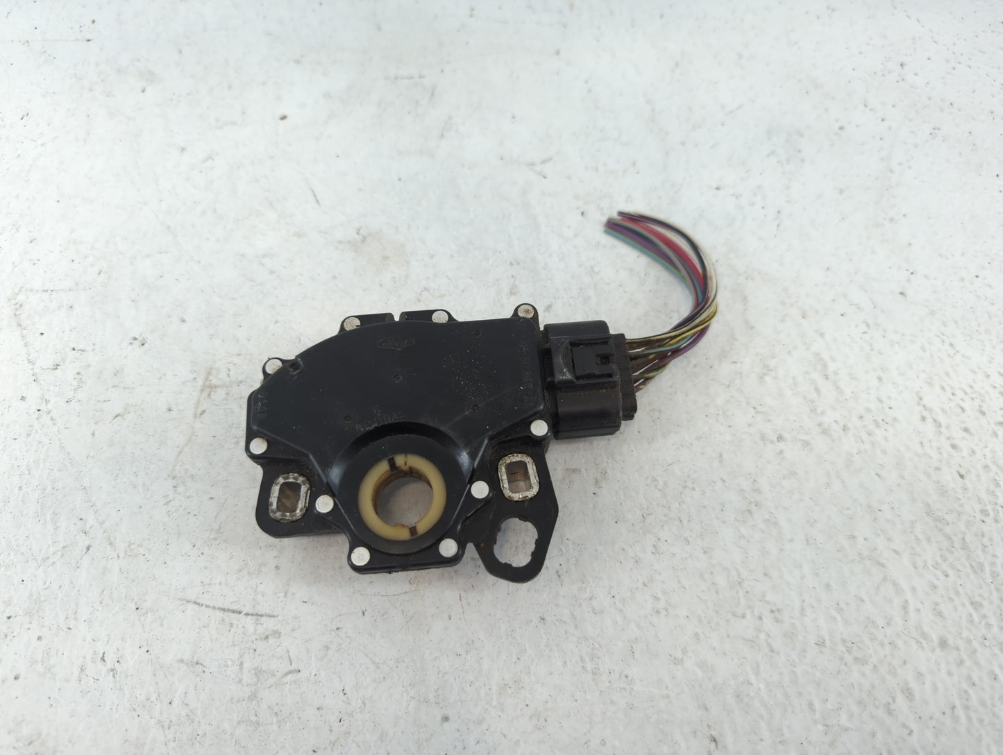 1997-1999 Subaru Legacy Ignition Coil Igniter Pack - Oemusedautoparts1.com