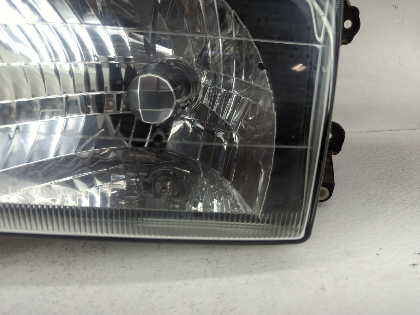 1996-1998 Toyota 4runner Passenger Right Oem Head Light Headlight Lamp - Oemusedautoparts1.com