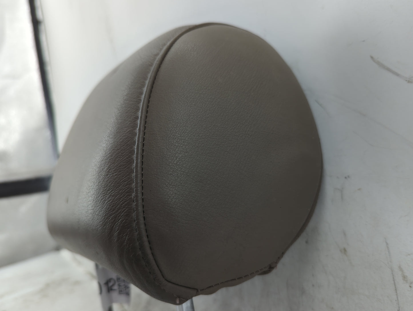1998 Toyota 4runner Headrest Head Rest Front Driver Seat Beige - Oemusedautoparts1.com
