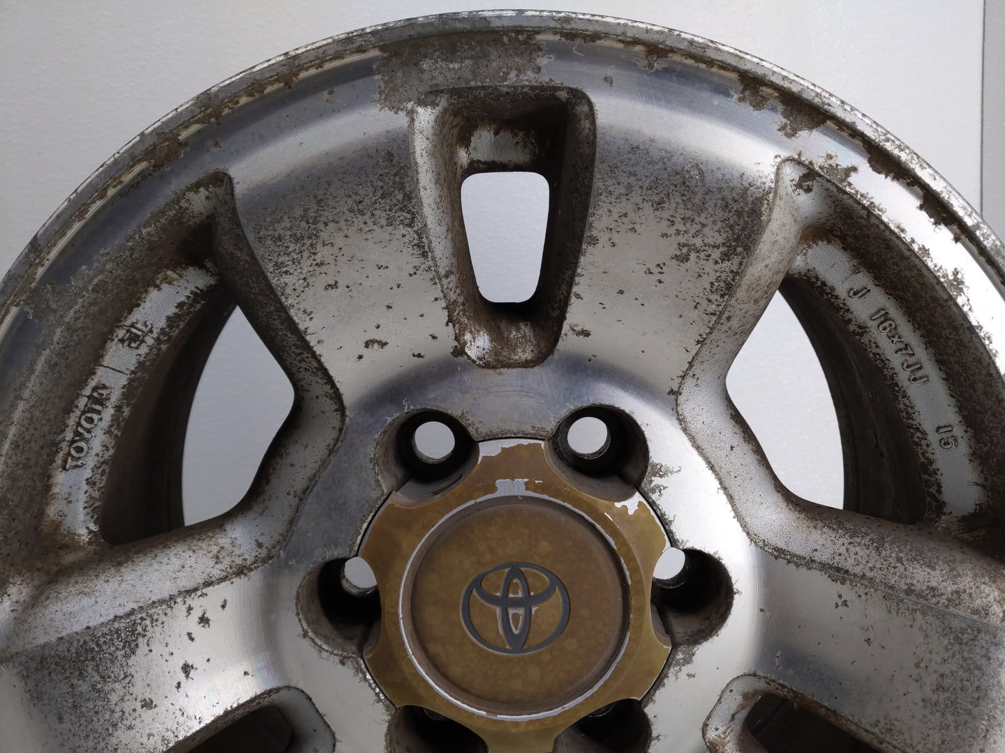 1996-2002 Toyota 4runner Oem Wheel Rim - Oemusedautoparts1.com
