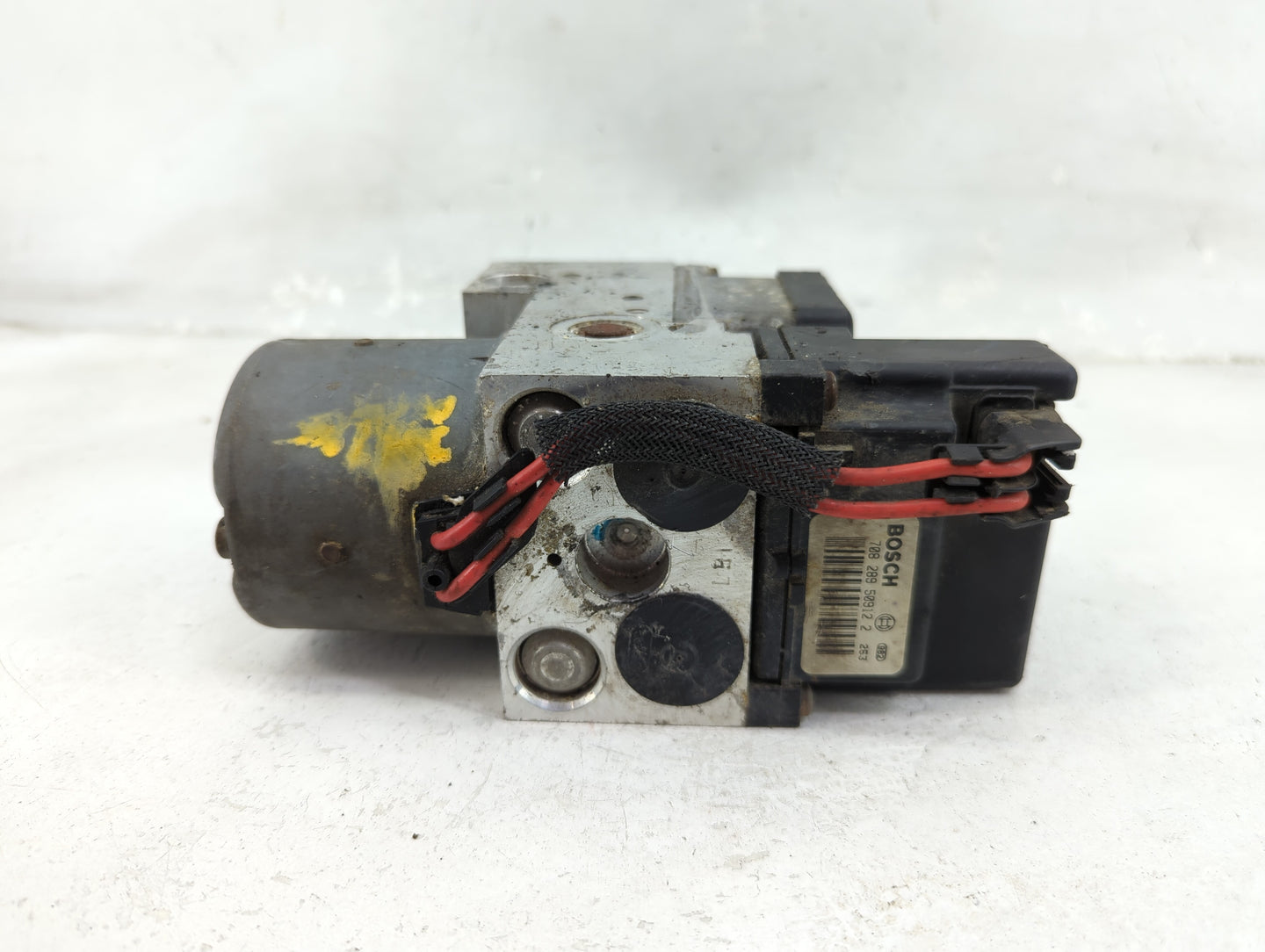 1997-2001 Toyota Camry ABS Pump Control Module Replacement Fits Fits 1997 1998 1999 2000 2001 2002 2003 OEM Used Auto Parts 