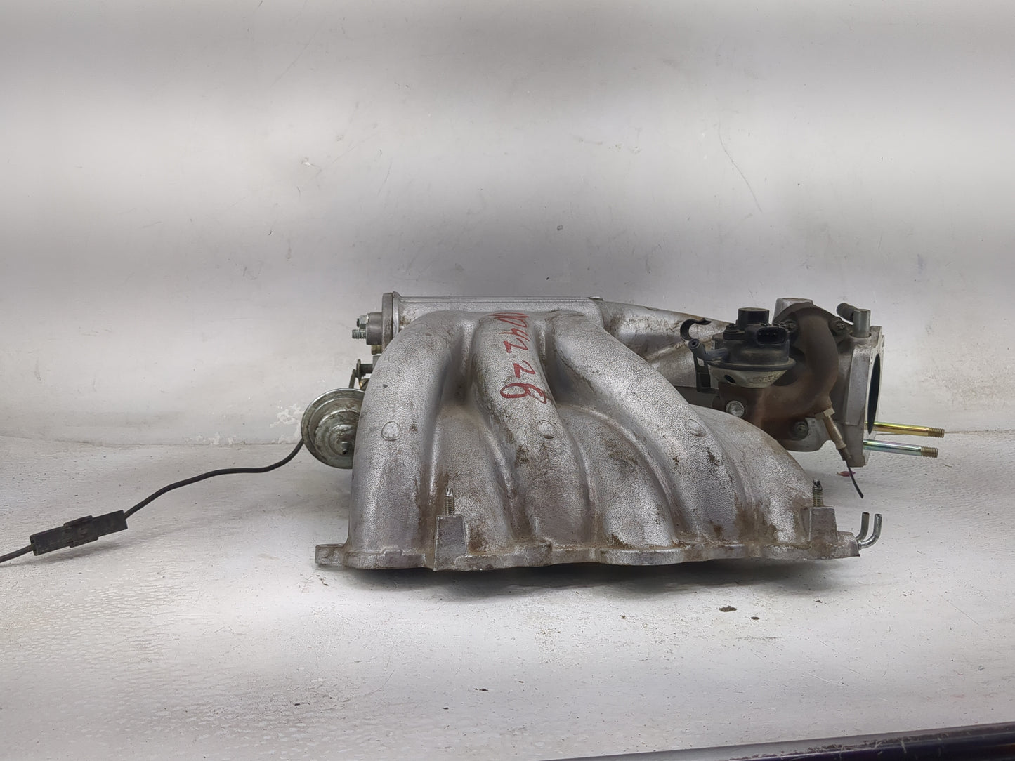1998 Toyota Camry Air Intake Manifold P/N:25620-20020 Fits OEM Used Auto Parts - Oemusedautoparts1.com