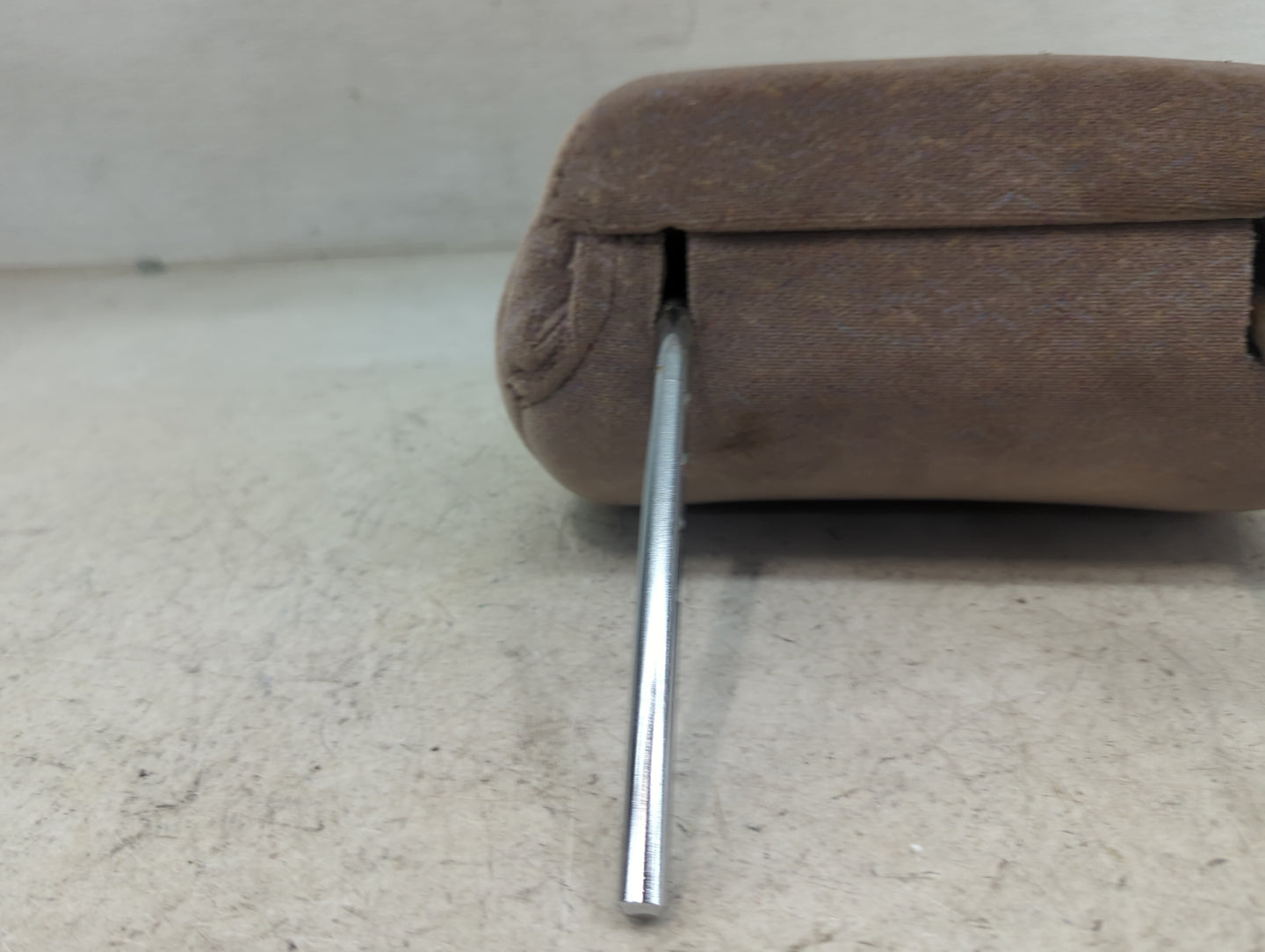 1998 Toyota Camry Headrest Head Rest Front Driver Seat Tan - Oemusedautoparts1.com