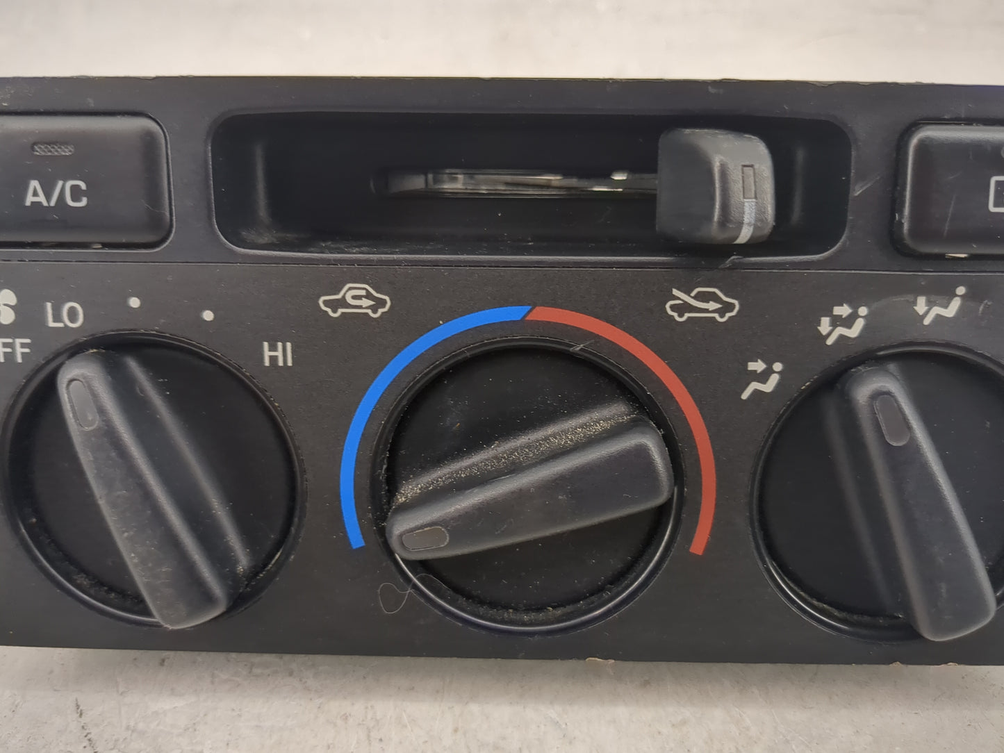 1997-1999 Toyota Camry Climate Control Module Temperature AC/Heater Replacement P/N:158926 Fits OEM Used Auto Parts - Oemuse