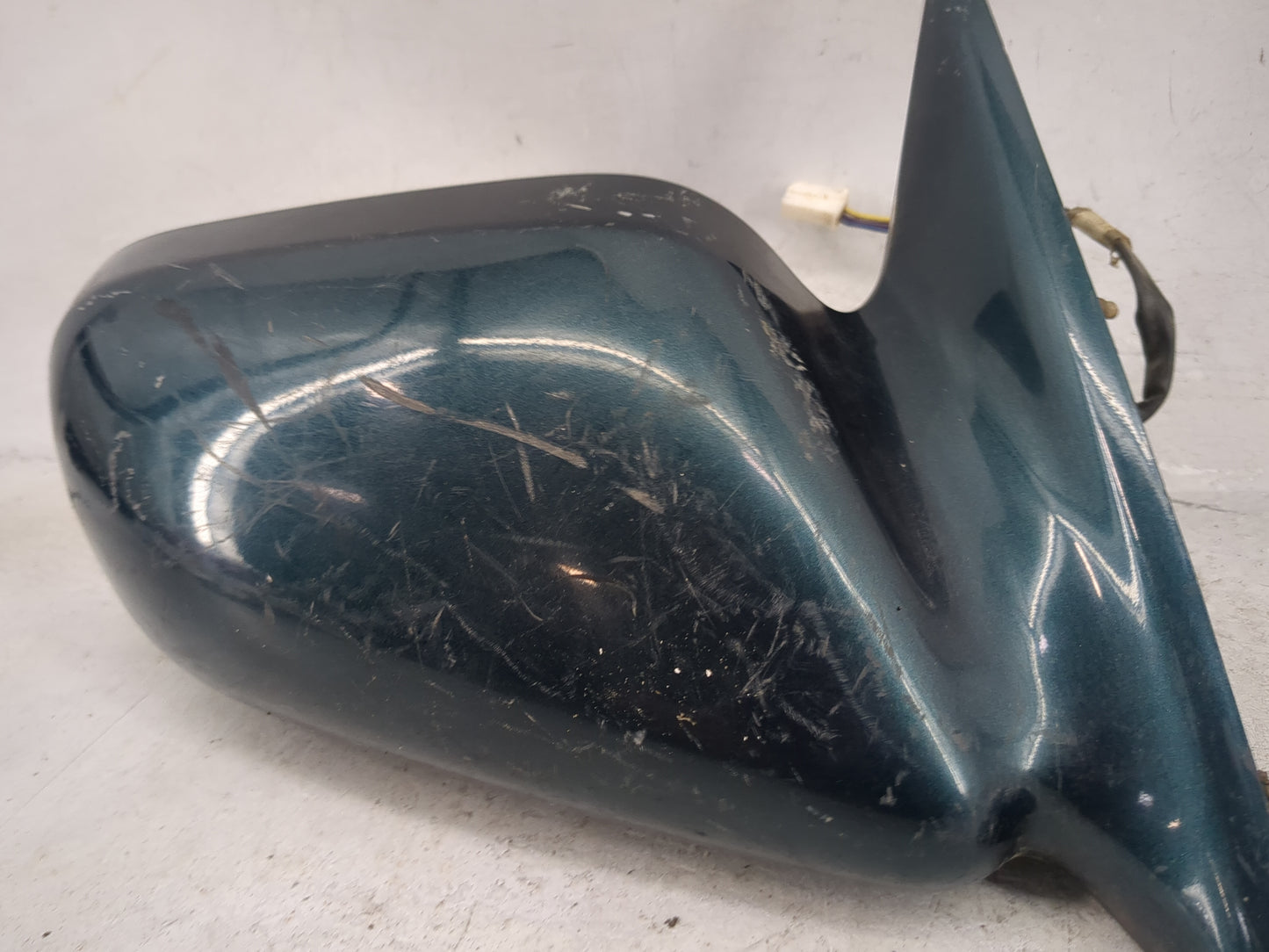 1997-2001 Toyota Camry Passenger Side View Mirror - Right Door Mirror OEM Used - Oemusedautoparts1.com