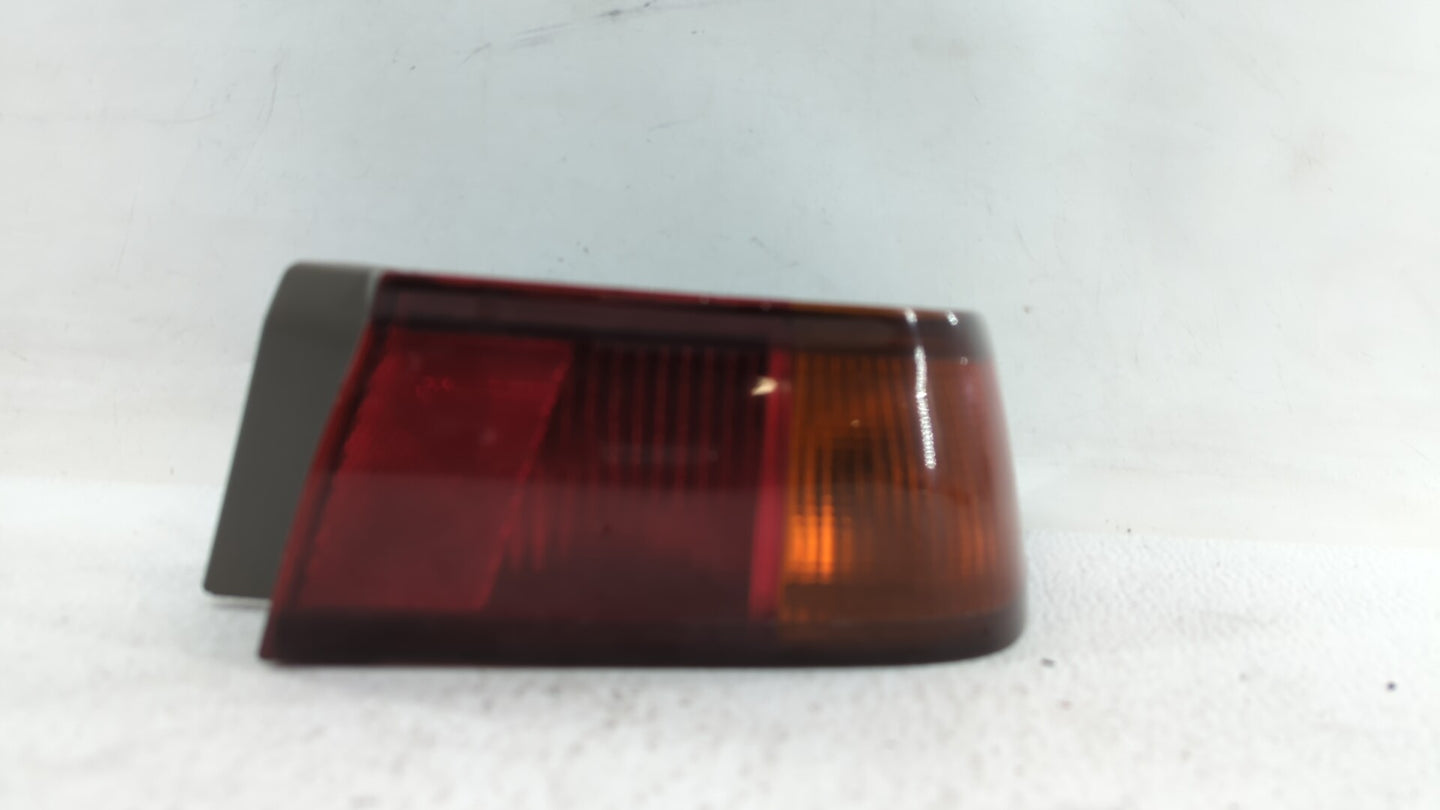 1997-1999 Toyota Camry Tail Light Assembly Passenger Right OEM P/N:81560-AA020 Fits Fits 1997 1998 1999 OEM Used Auto Parts 