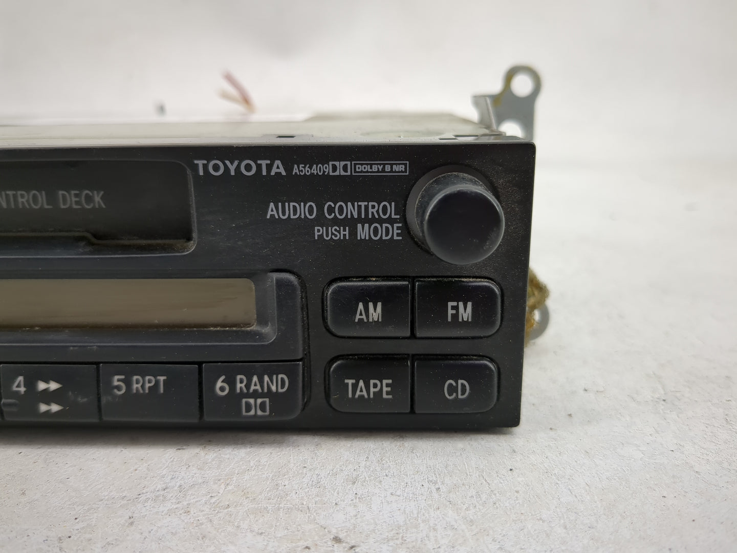 1998-2002 Toyota Corolla Radio AM FM Cd Player Receiver Replacement P/N:A56409 86120-04090 Fits Fits 1997 1998 1999 2000 200